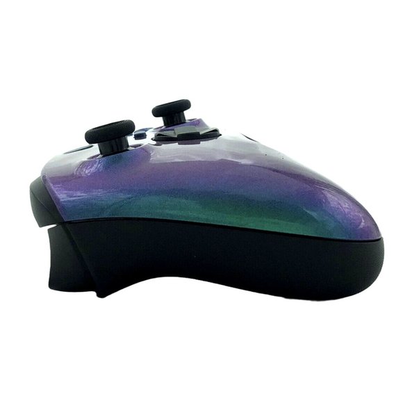 Custom Xbox Series X / S Wireless Controller - Glossy Chameleon Green Purple - Picture 7 of 8